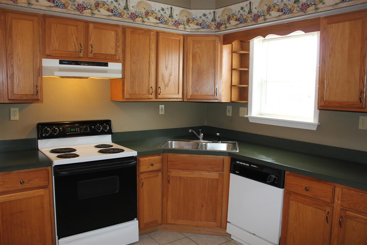 608 E 9th St, Huntingburg, IN 47542 photo 8