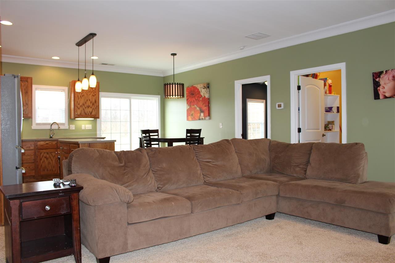 366 Wabash Cir, Chandler, IN 47610 photo 6