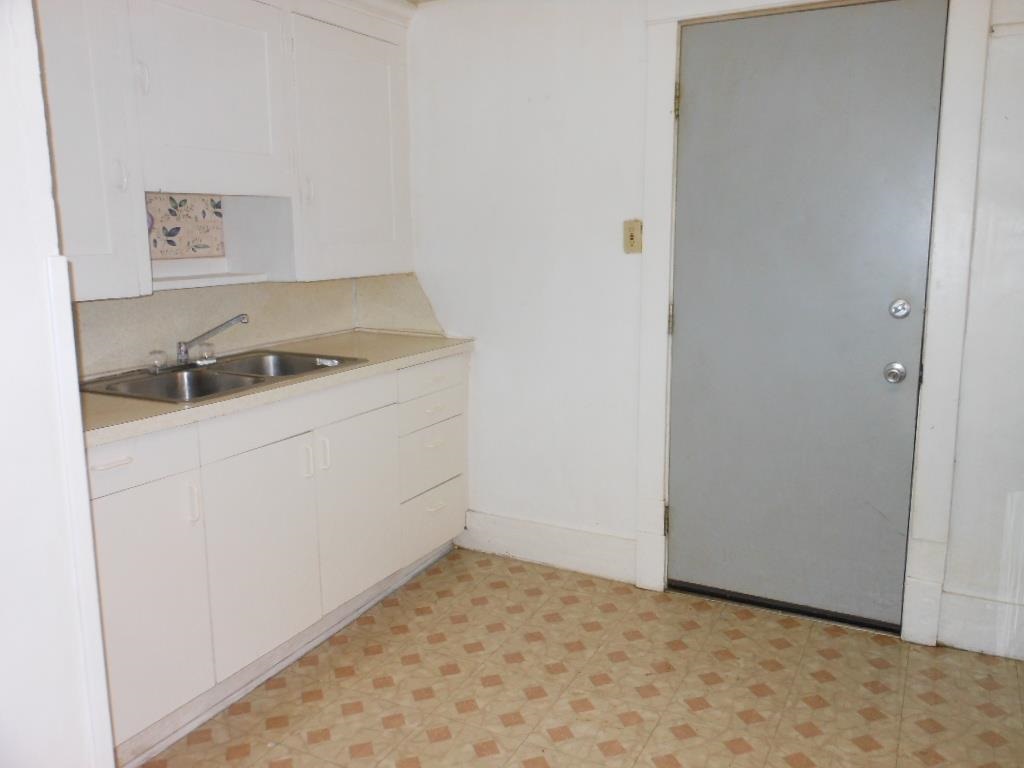 816 Fulton St, Elkhart, IN 46514 photo 15