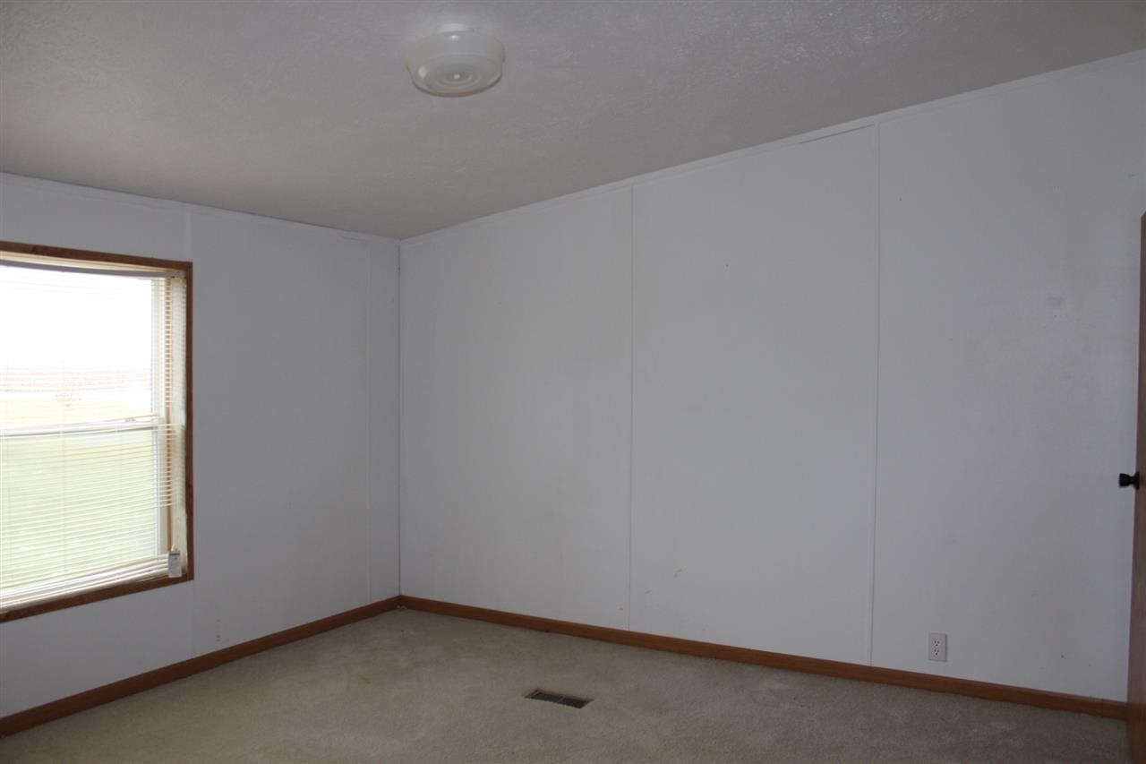 4075 N 1025 W, Delphi, IN 46923 photo 4
