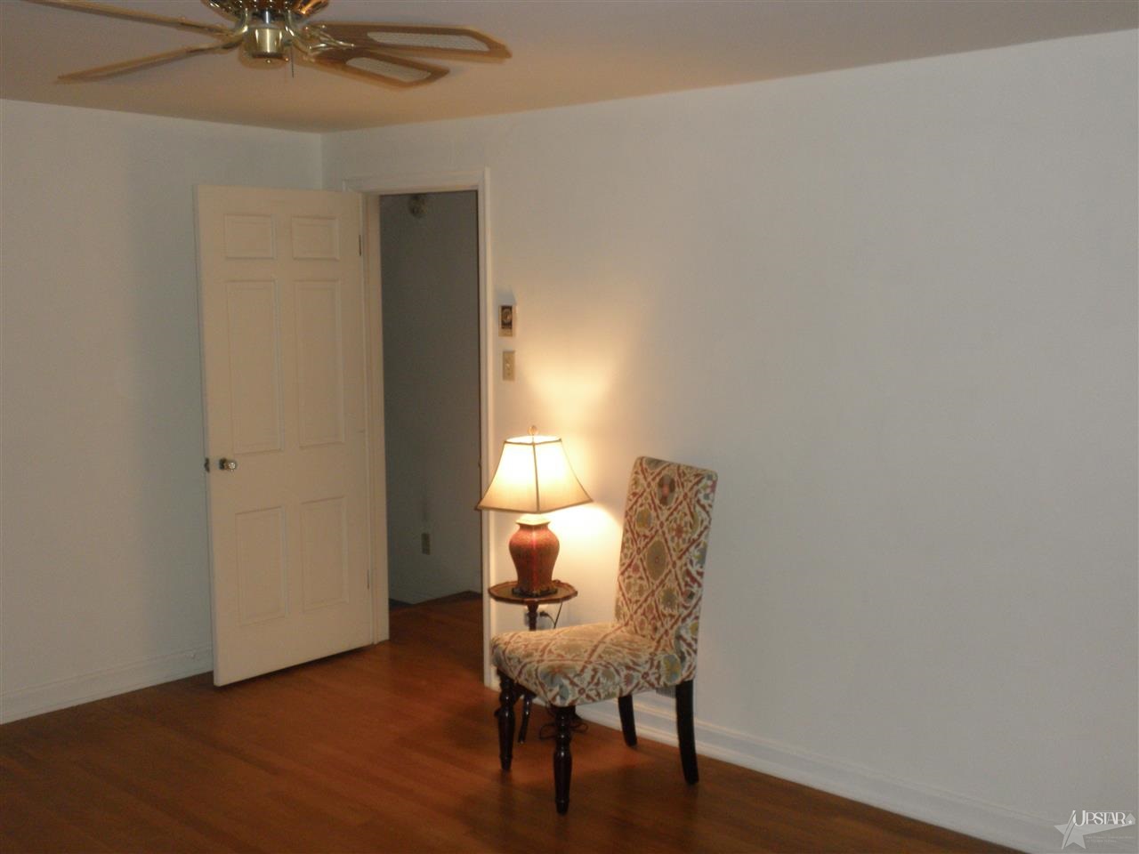 134 W Maplegrove Ave, Fort Wayne, IN 46807 photo 9