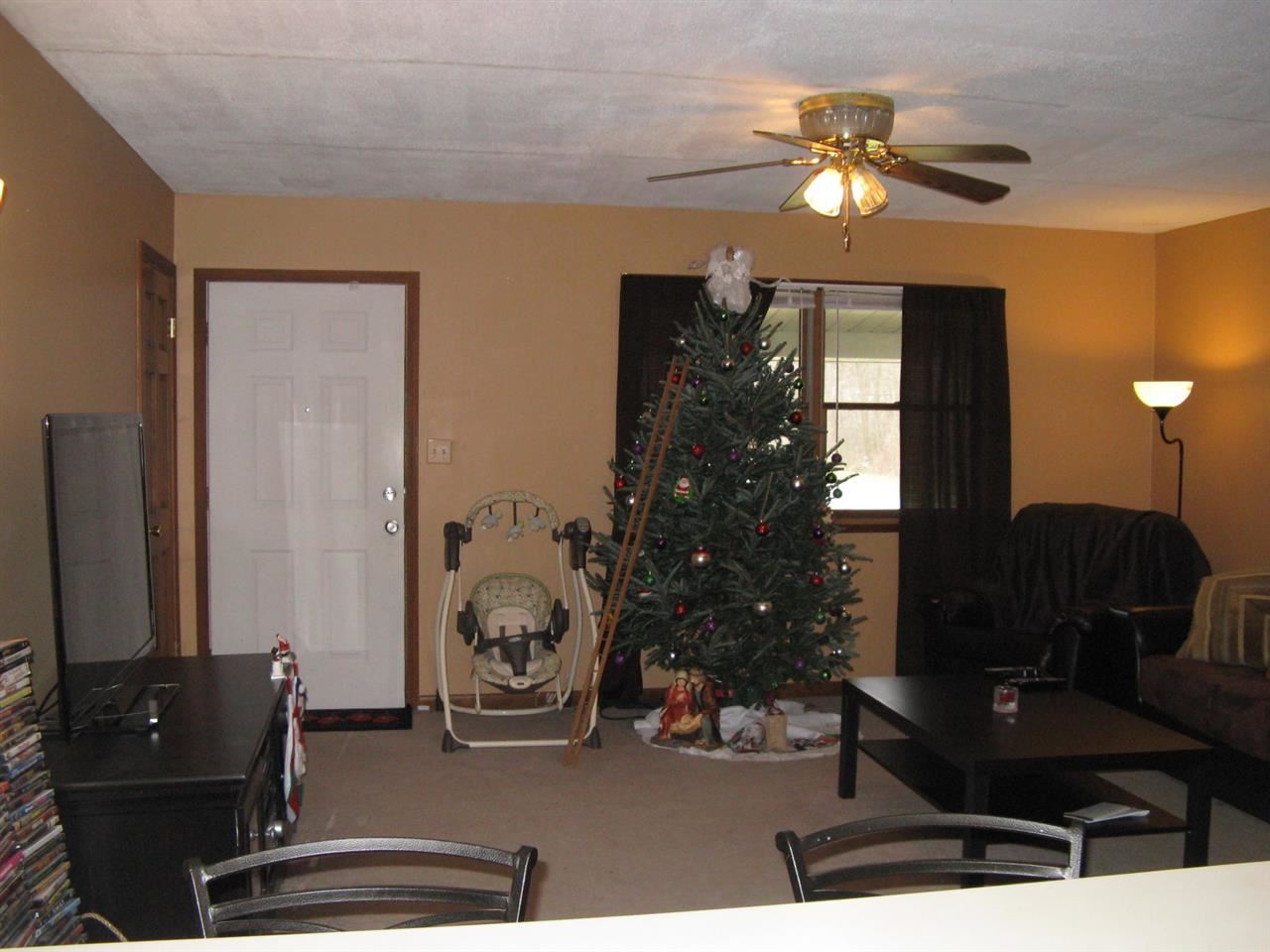811 Inderrieden Rd, Chandler, IN 47610 photo 3