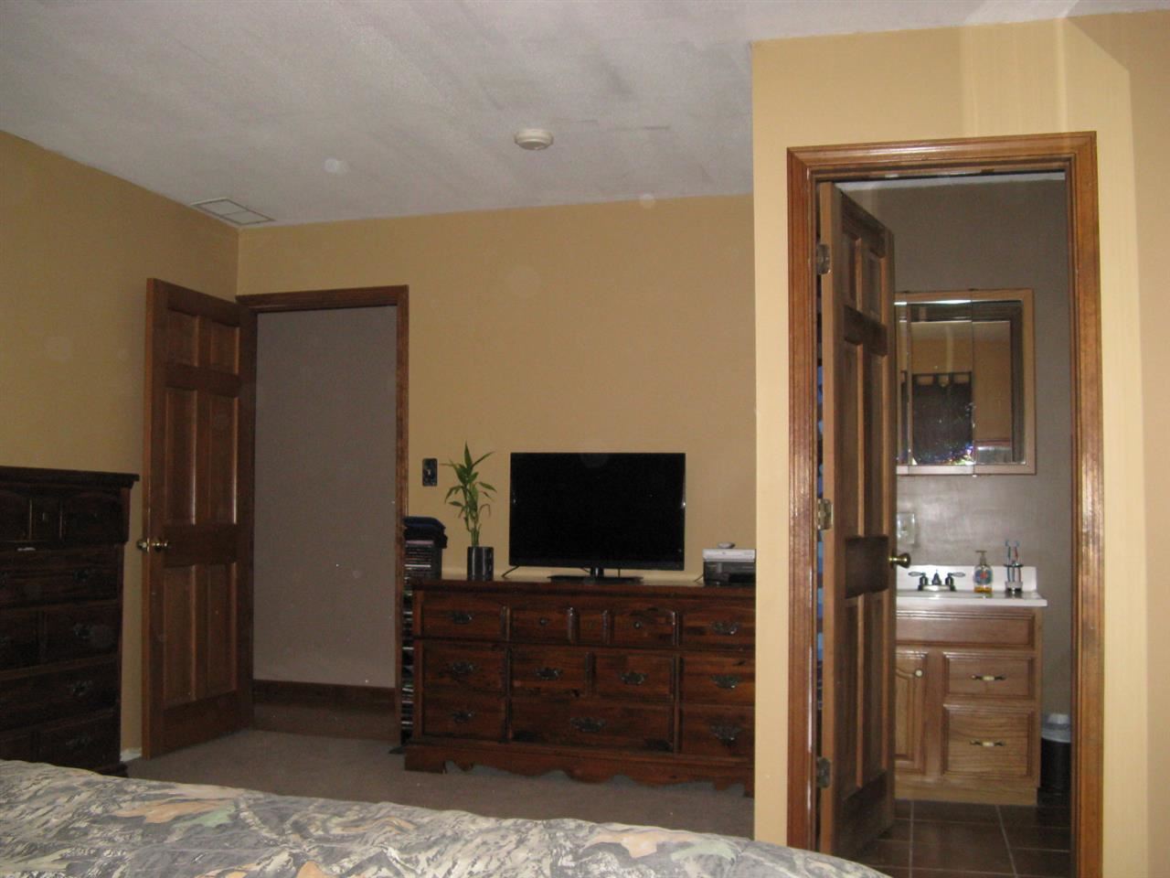 811 Inderrieden Rd, Chandler, IN 47610 photo 12