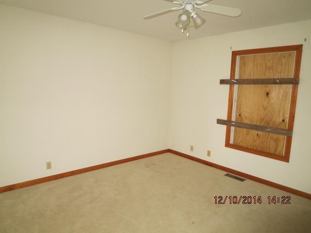 8867 S 100 W, Fort Branch, IN 47648 photo 11