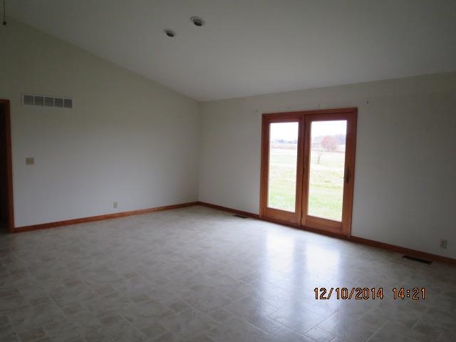 8867 S 100 W, Fort Branch, IN 47648 photo 9