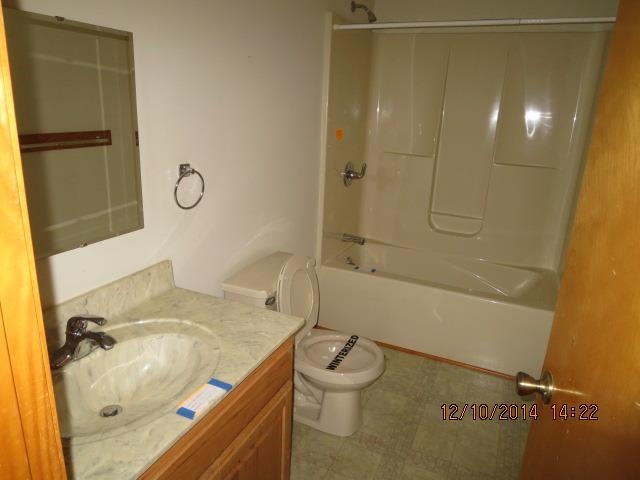 8867 S 100 W, Fort Branch, IN 47648 photo 12