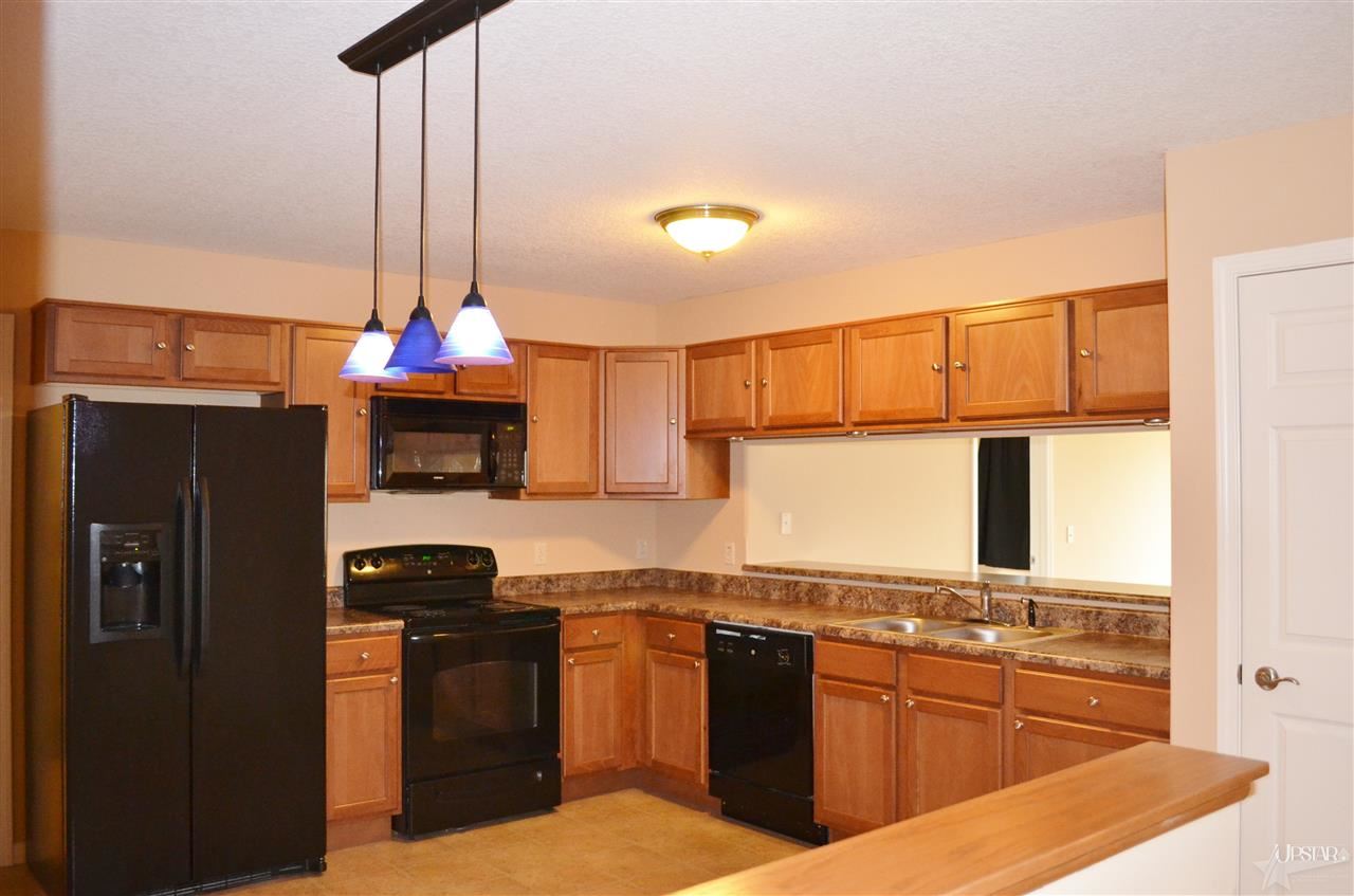 12319 Hummingbird Cv, Fort Wayne, IN 46845 photo 3