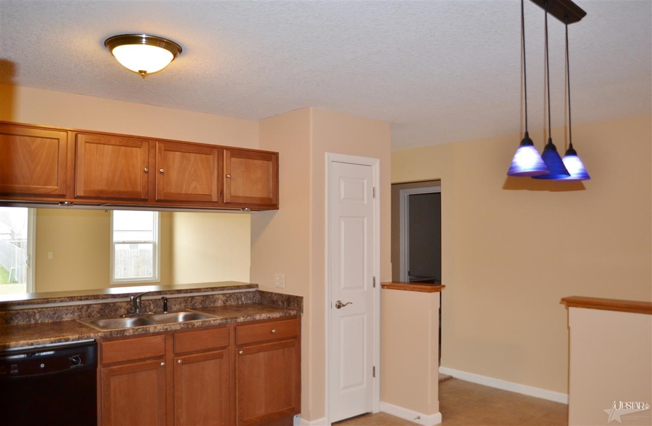 12319 Hummingbird Cv, Fort Wayne, IN 46845 photo 4