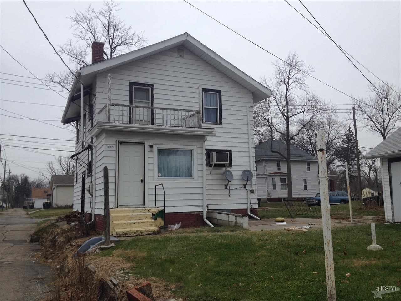 1220 Mckee St, Fort Wayne, IN 46806 photo 2
