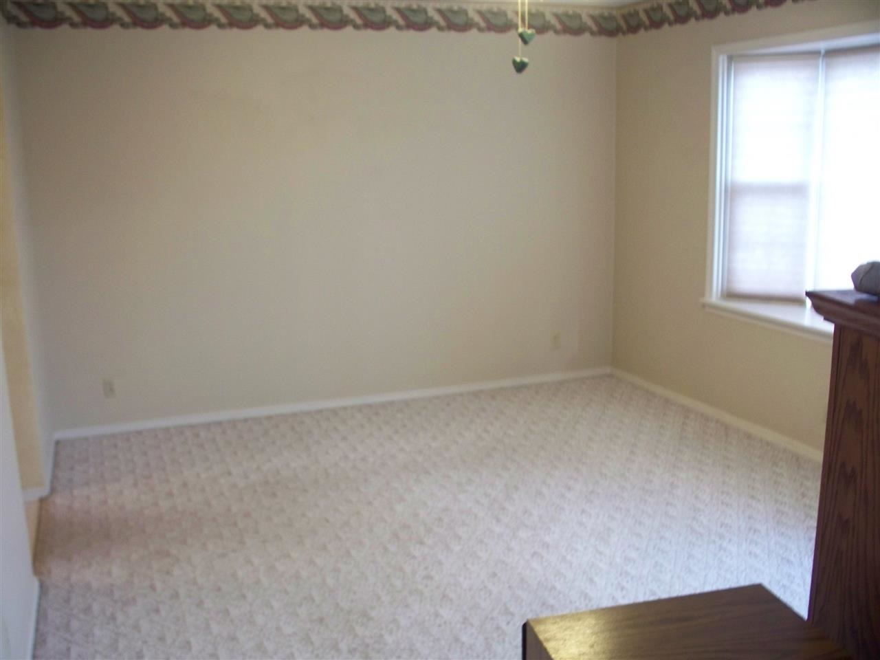 2421 Terry Ln, Jasper, IN 47546 photo 4