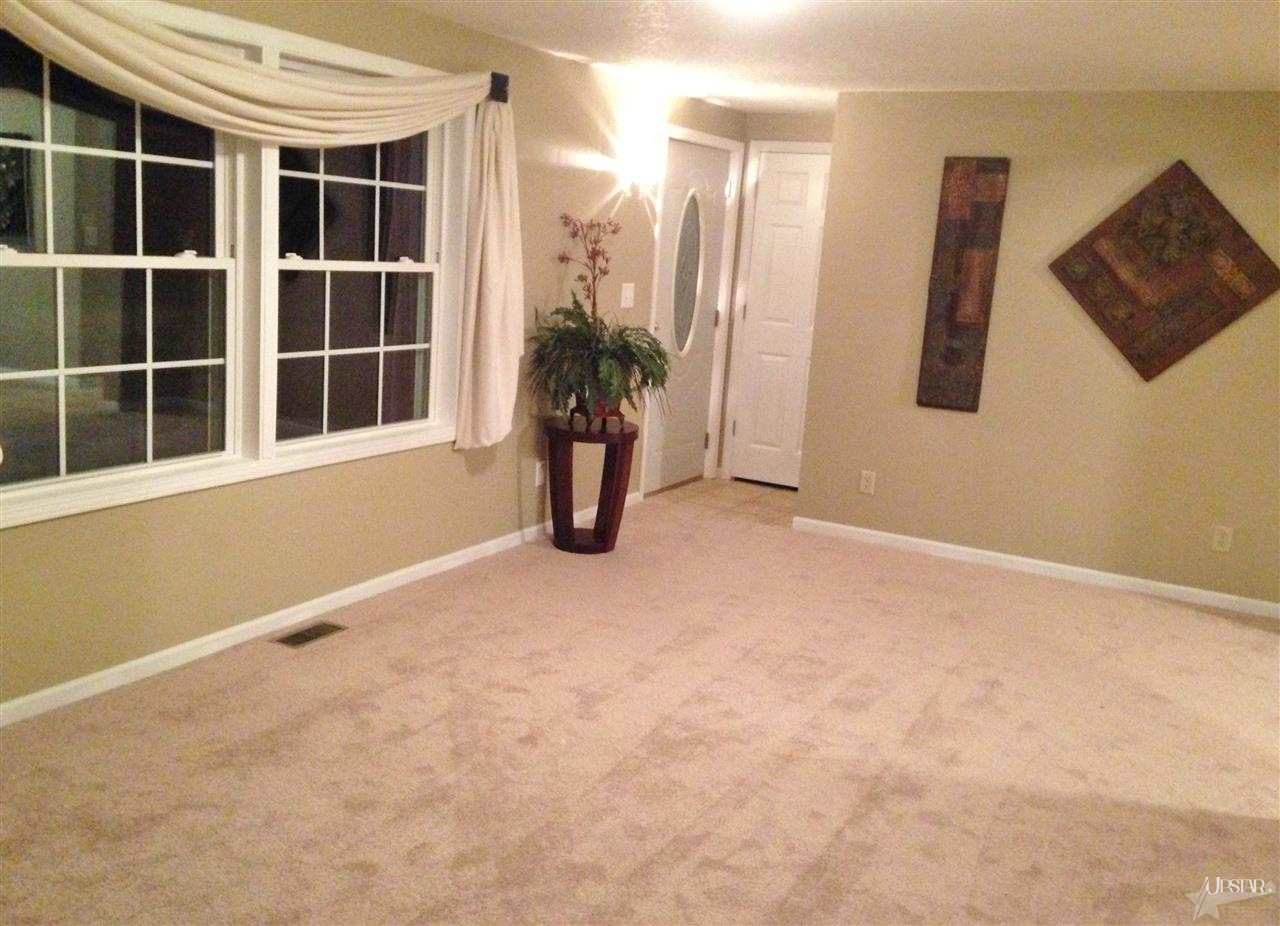 4704 Monroeville Rd, Fort Wayne, IN 46816 photo 3