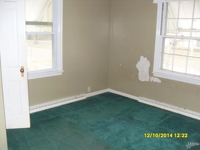 1525 Johnson St, South Bend, IN 46628 photo 4