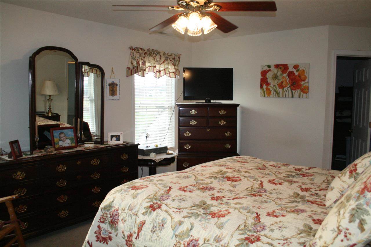 448 Bj Blvd, Bedford, IN 47421 photo 9