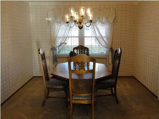 430 Tyler Ave, Evansville, IN 47715 photo 4