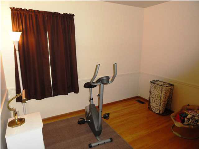 430 Tyler Ave, Evansville, IN 47715 photo 8