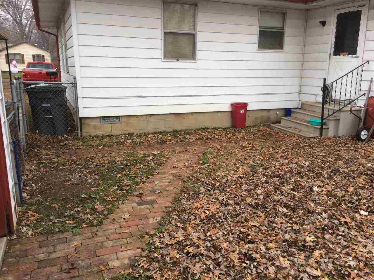 1754 Beckman Ave, Evansville, IN 47714 photo 3