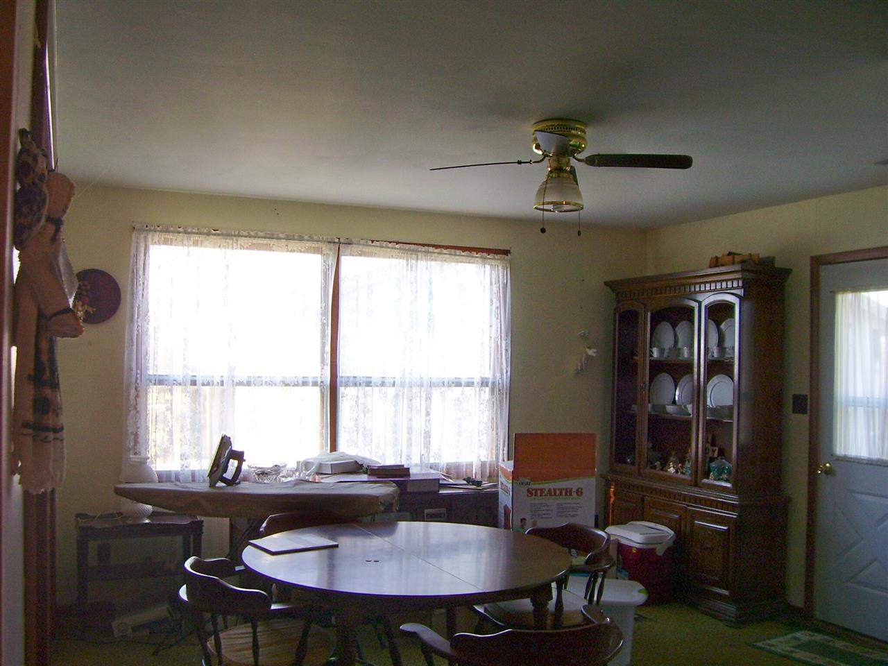 644 E Grissom Rd, Mitchell, IN 47446 photo 3