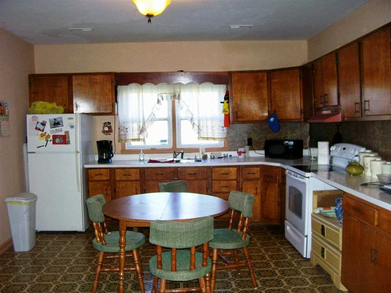 644 E Grissom Rd, Mitchell, IN 47446 photo 4