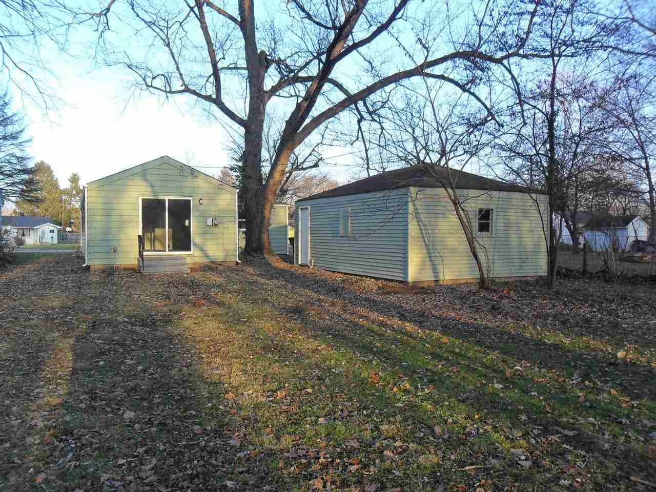 1520 Lagoon Ct, South Bend, IN 46616 photo 2