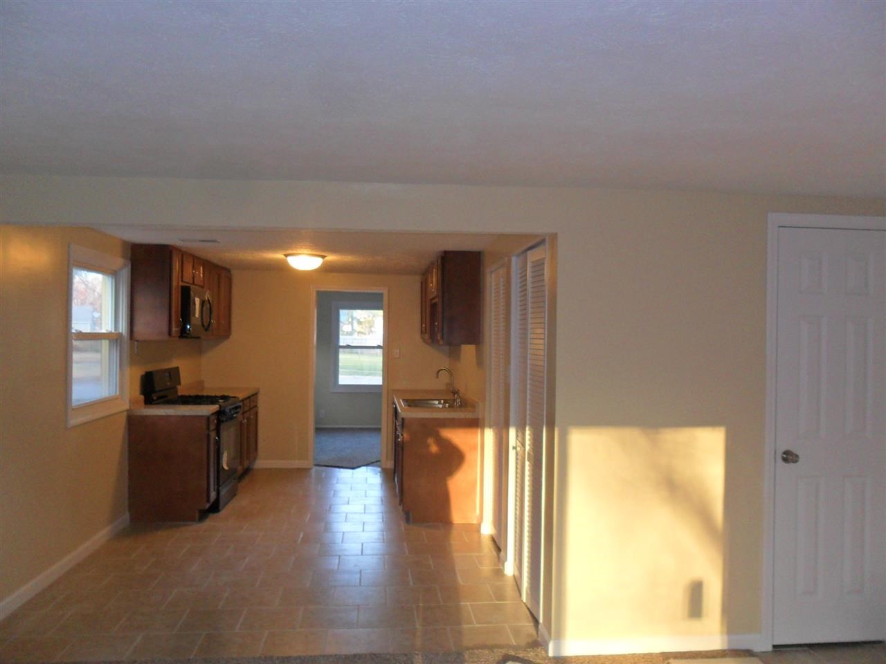 1520 Lagoon Ct, South Bend, IN 46616 photo 13