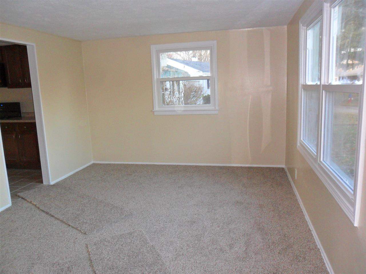 1520 Lagoon Ct, South Bend, IN 46616 photo 3