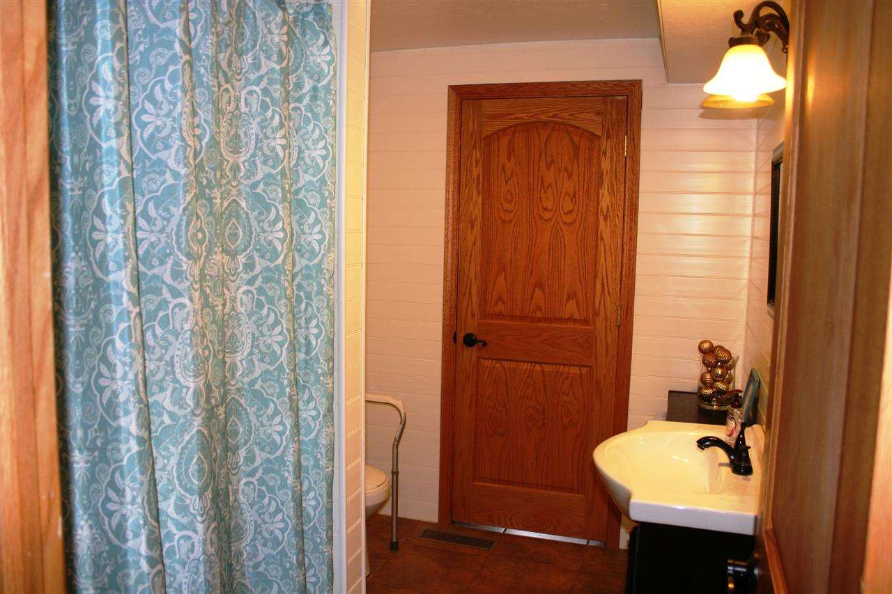 2925 E 600 S, Wolcottville, IN 46795 photo 25