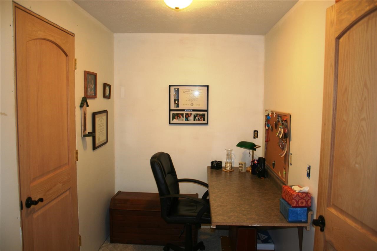 2925 E 600 S, Wolcottville, IN 46795 photo 19