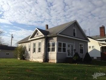 216 E Jackson St, Columbia City, IN 46725 photo 1