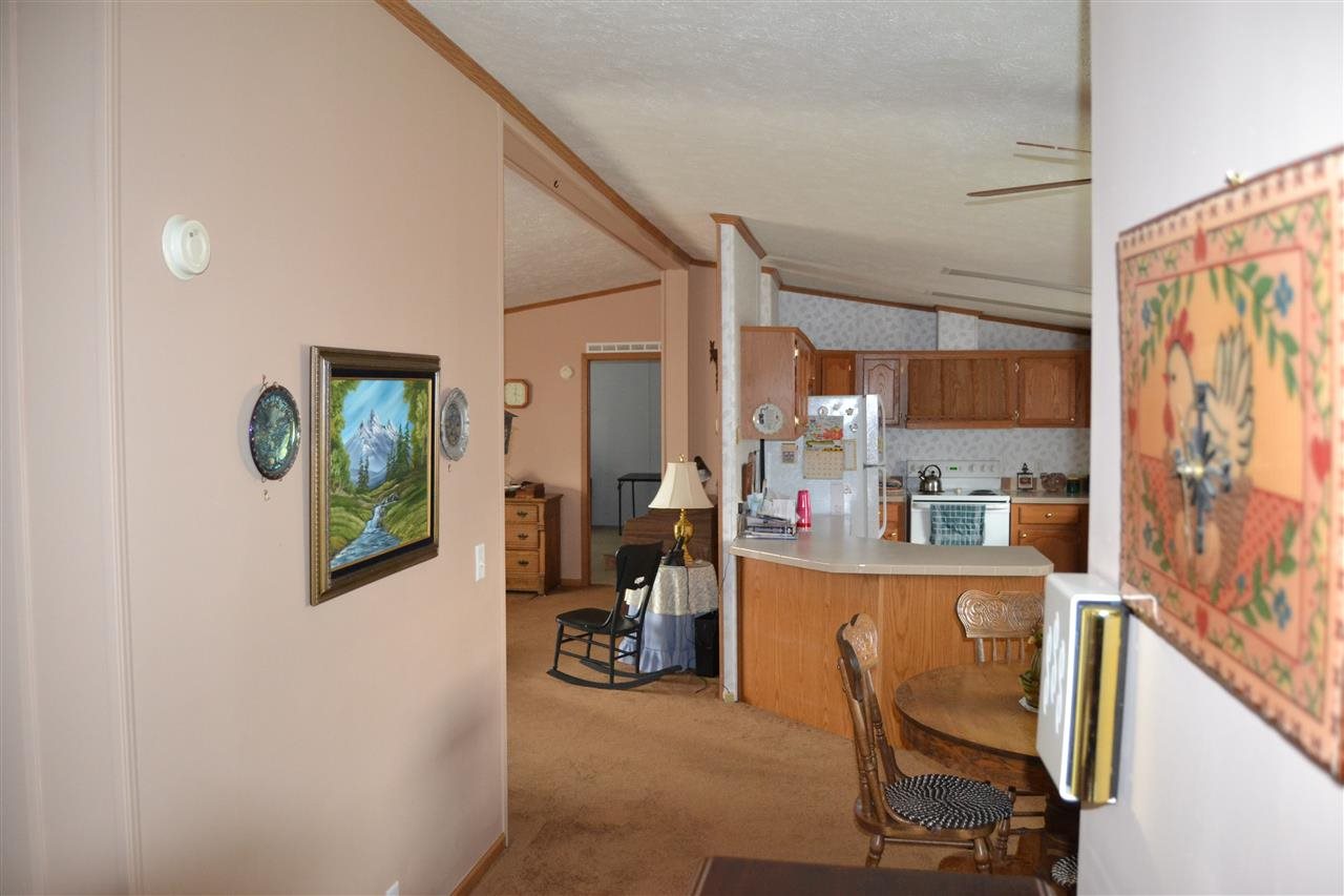 2108 Autumn Ridge Ln, Elkhart, IN 46514 photo 12