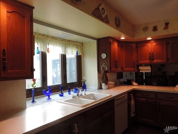 6024 S Appaloosa Dr, Columbia City, IN 46725 photo 3