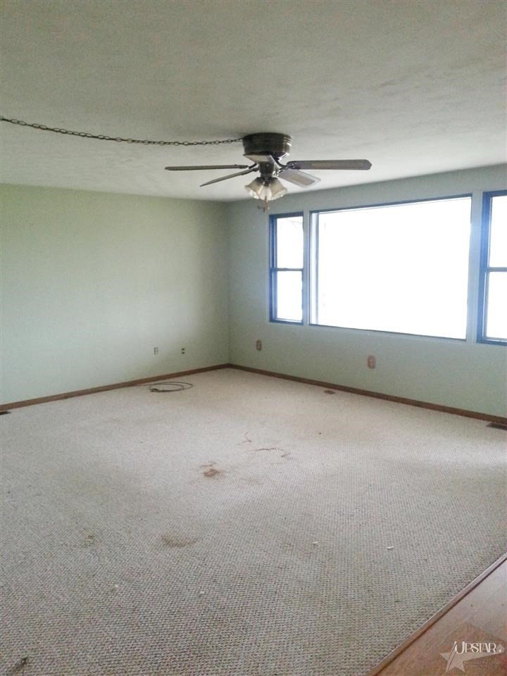 1720 E 300 S, Columbia City, IN 46725 photo 2