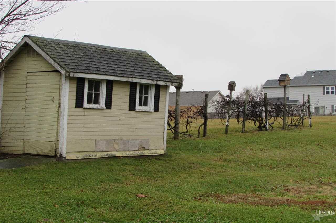 607 W Albion St, Avilla, IN 46710 photo 19
