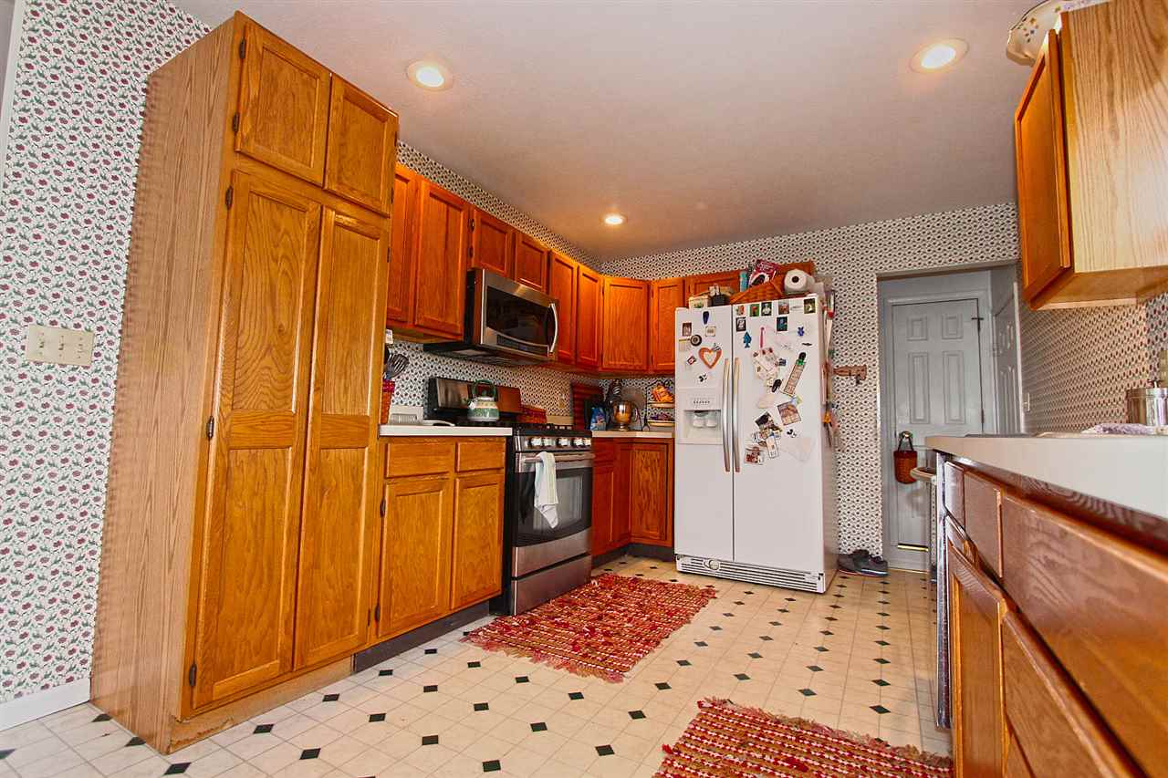 3327 Wild Cherry Rdg W, Mishawaka, IN 46544 photo 6