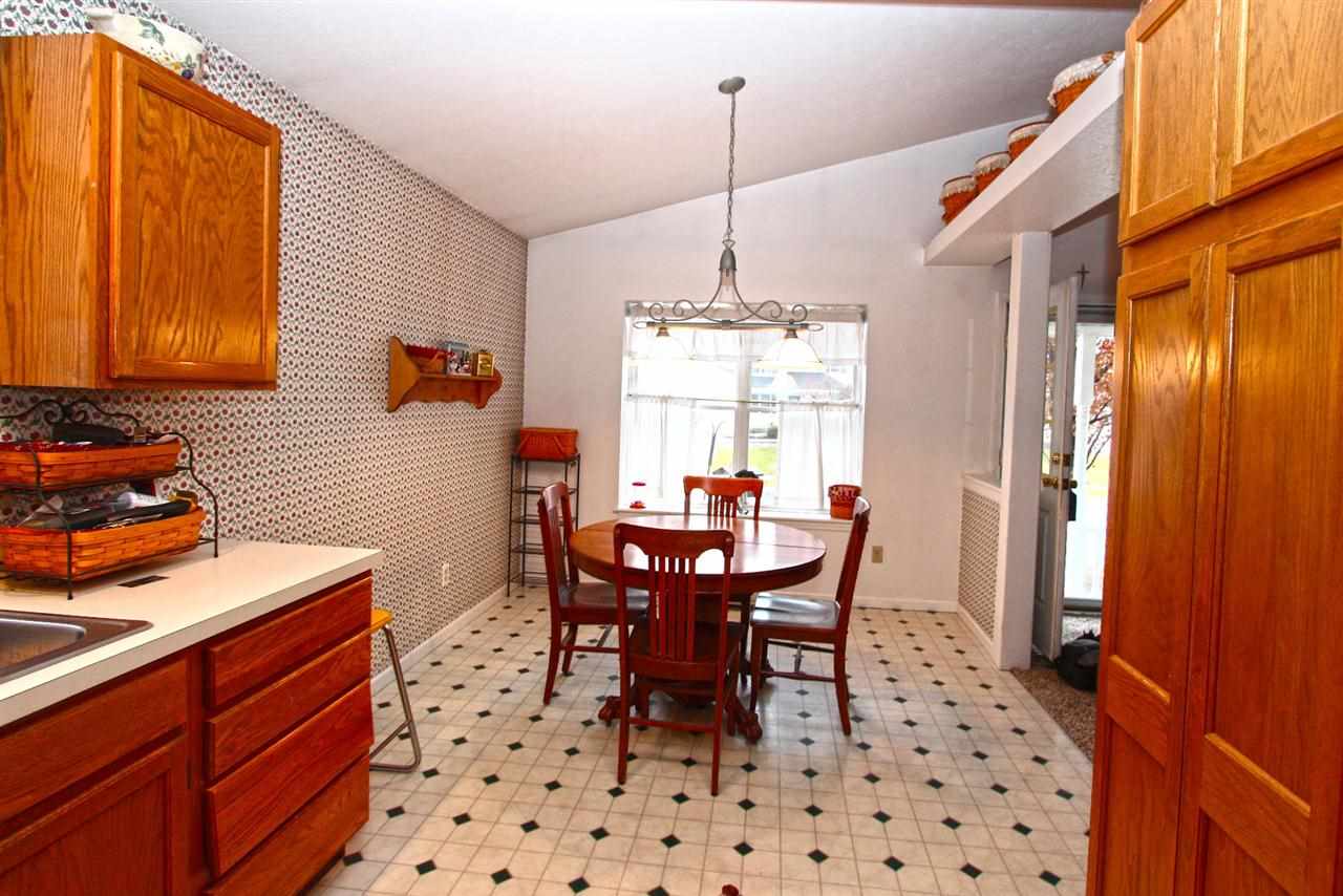 3327 Wild Cherry Rdg W, Mishawaka, IN 46544 photo 9