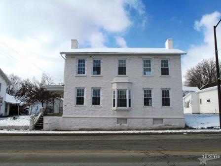 317 N Wayne St, Warren, IN 46792 photo 1