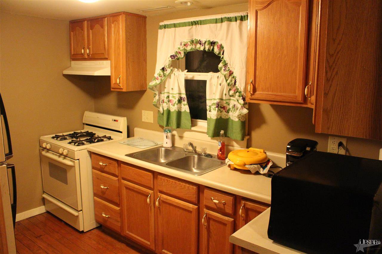 1410 Urban Ave, Auburn, IN 46706 photo 4