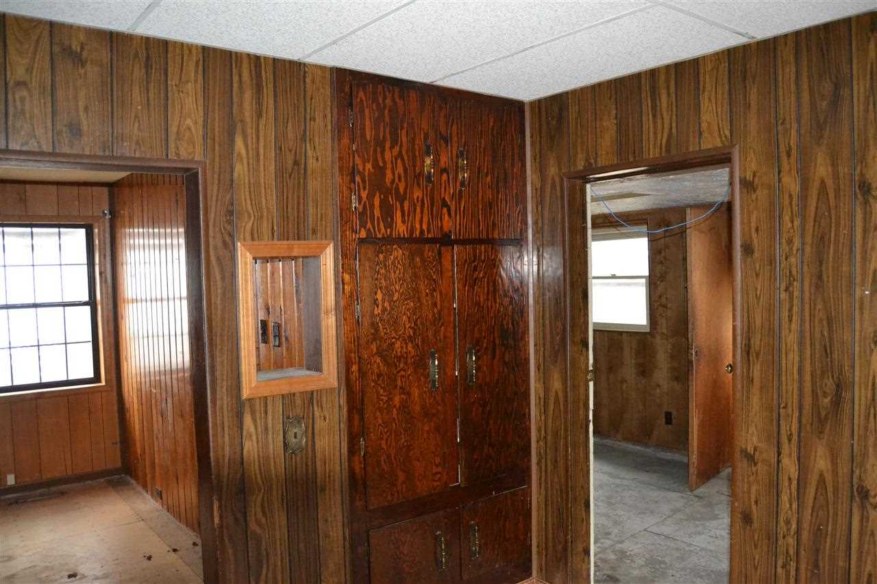 301 Union St, Elkhart, IN 46516 photo 5