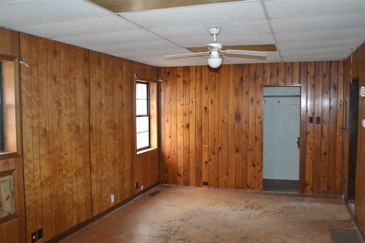 301 Union St, Elkhart, IN 46516 photo 2