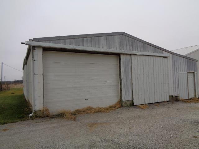 7952 E Division Line Rd, Flora, IN 46929 photo 2