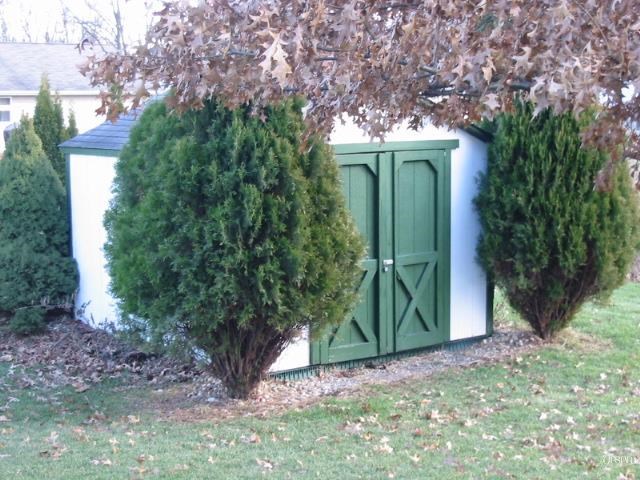 940 Colonial Manor Dr, Goshen, IN 46526 photo 27