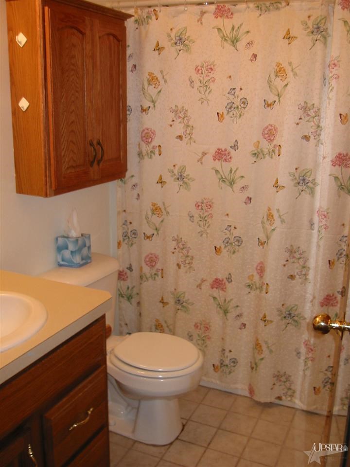 940 Colonial Manor Dr, Goshen, IN 46526 photo 18