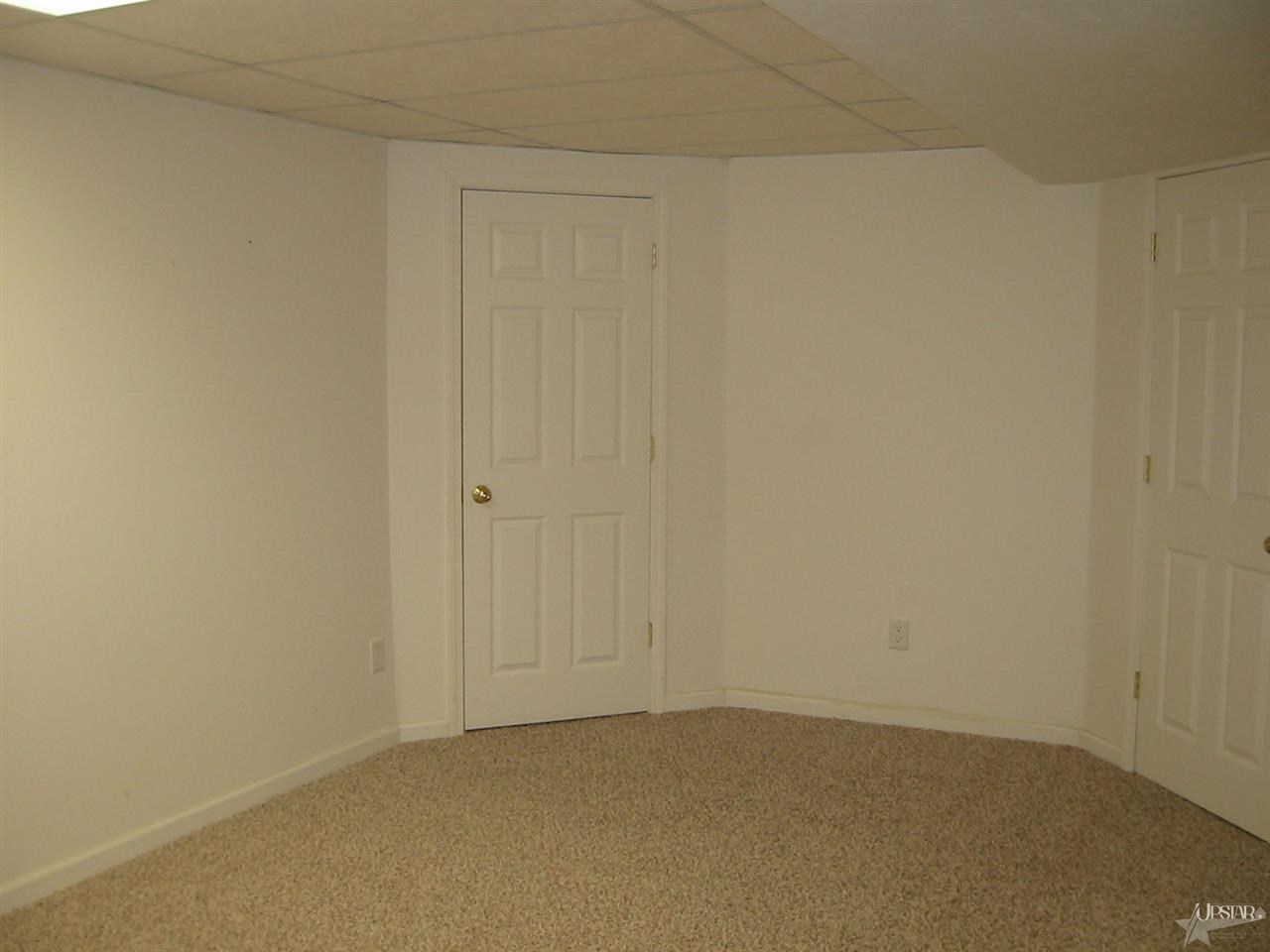 940 Colonial Manor Dr, Goshen, IN 46526 photo 23