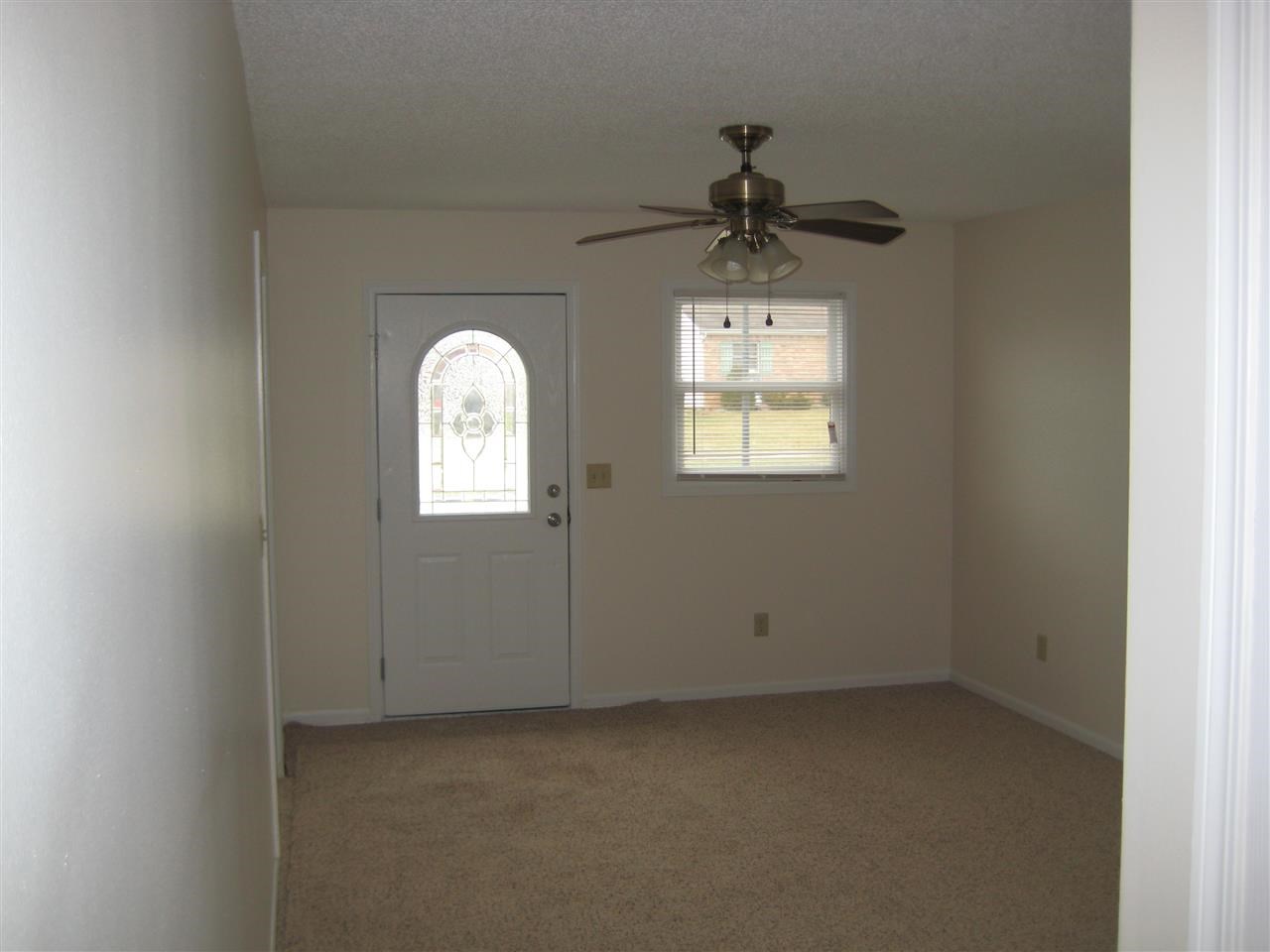 570 Meadow Ln, Waterloo, IN 46793 photo 3
