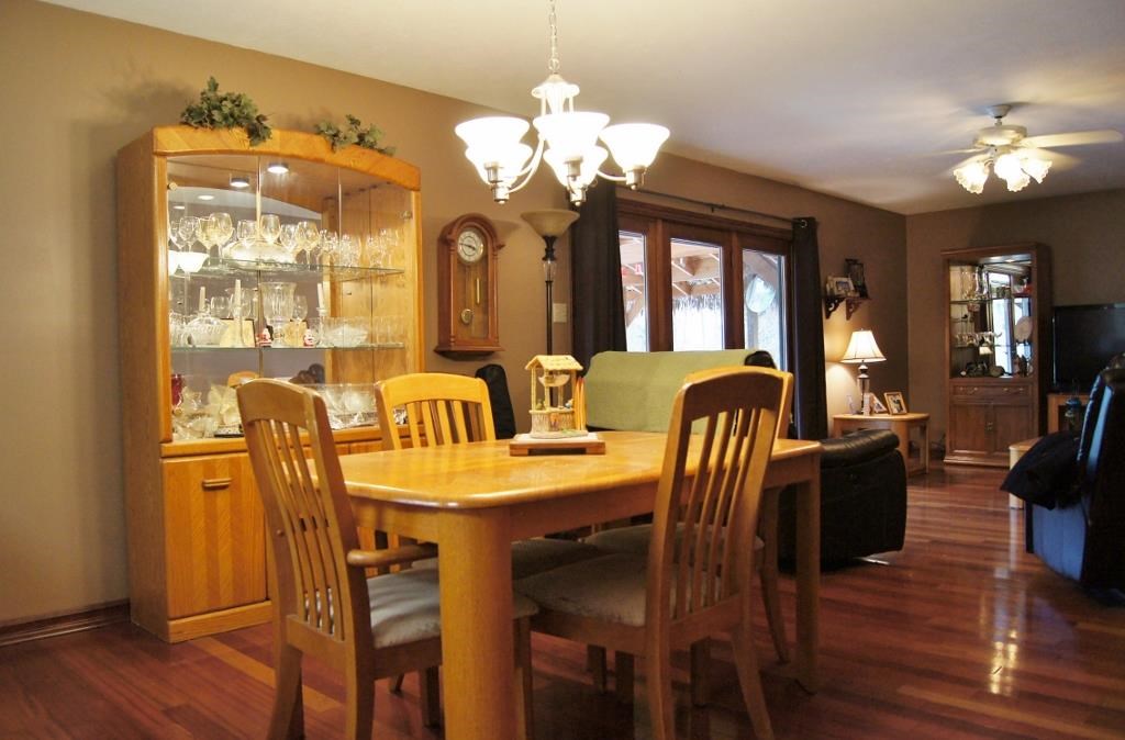 3249 N Ashford Ct, Warsaw, IN 46582 photo 6