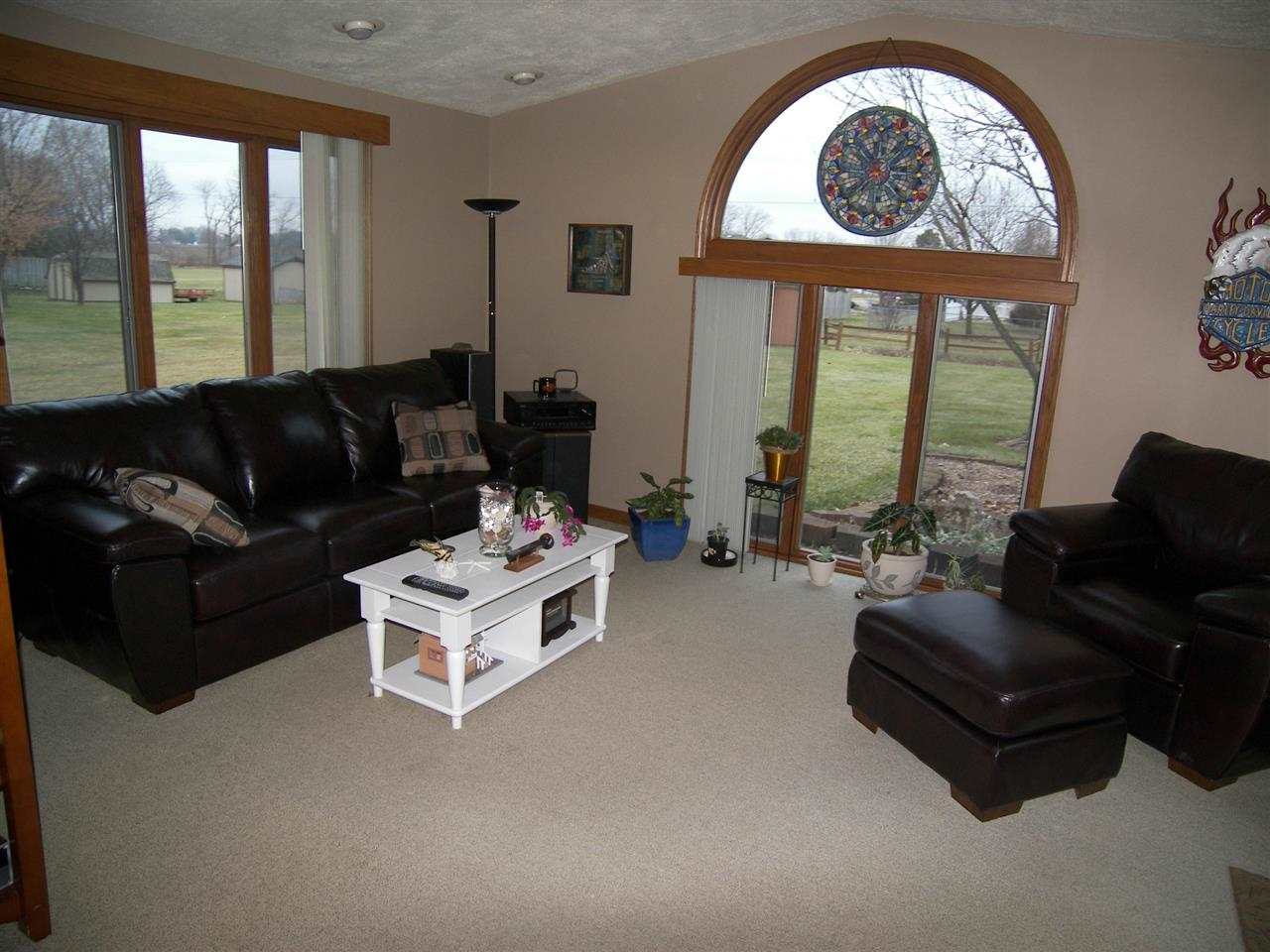 1309 Ruhl Meadows Ct, Kokomo, IN 46902 photo 2