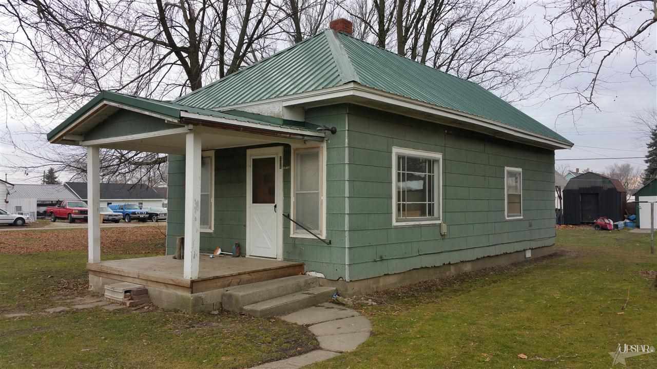 216 Hocker, Monroe, IN 46772 photo 1
