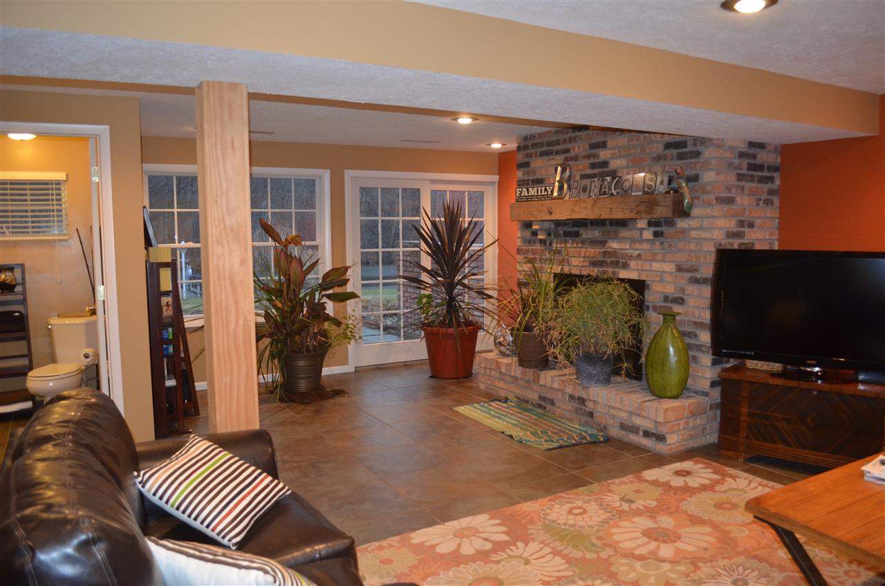 51426 Forest Rd, Elkhart, IN 46514 photo 16