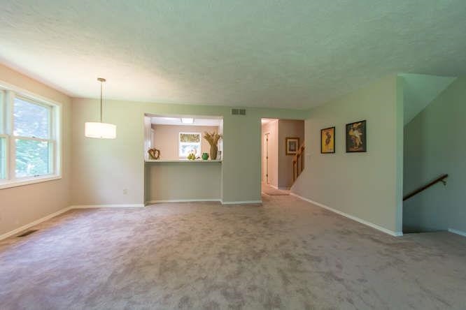 2384 E Winding Brook Cir, Bloomington, IN 47401 photo 9