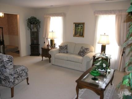 7821 Glenoak Pkwy, Fort Wayne, IN 46815 photo 3
