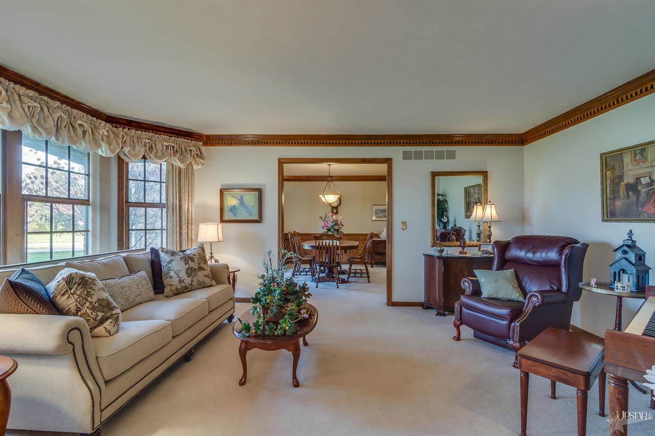 15526 Cold Spring Ct, Granger, IN 46530 photo 9